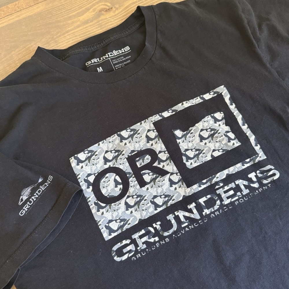 Grundens Men's Medium Black Oregon Fishing Shirt Sleeve Tee T-Shirt Crewneck